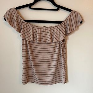 AE Don’t ask why off the shoulder crop top